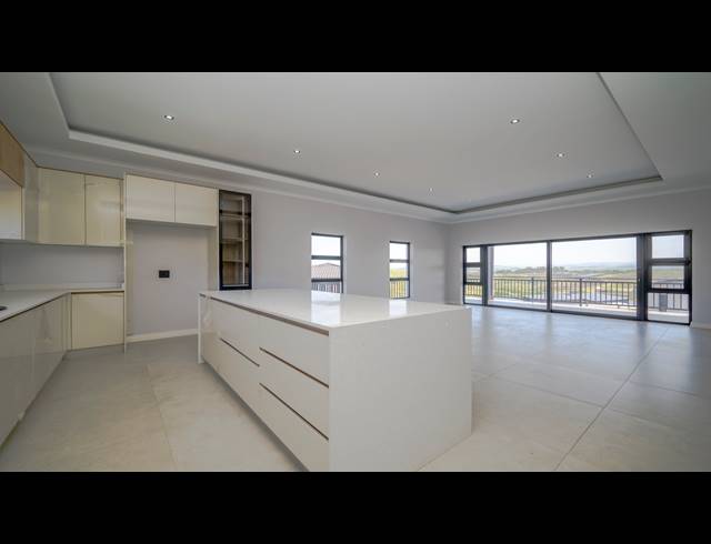 3 BEDROOM HOUSE FOR SALE IN PALM LAKES ESTATE